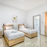 New Penthouse! Walking Distance To The Three Cities By Sf Homes * Il-Fgura
