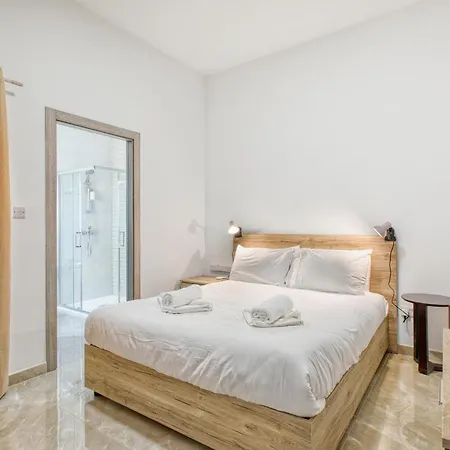 New Penthouse! Walking Distance To The Three Cities By Sf Homes Apartment *