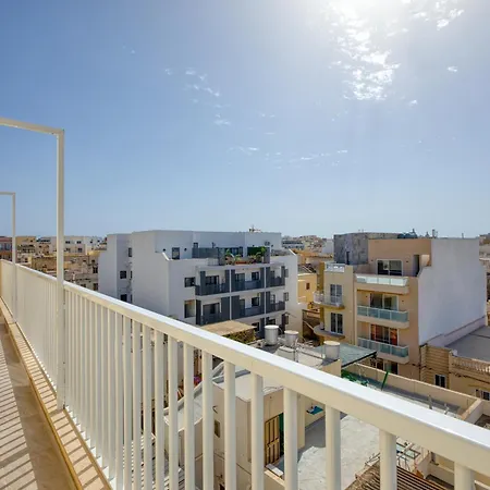 New Penthouse! Walking Distance To The Three Cities By Sf Homes