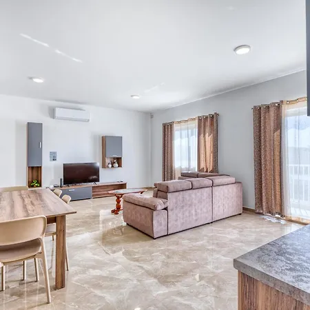 New Penthouse! Walking Distance To The Three Cities By Sf Homes * Fgura