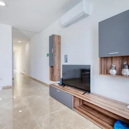 New Penthouse! Walking Distance To The Three Cities By Sf Homes דירה Il-Fgura