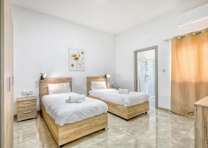 New Penthouse! Walking Distance To The Three Cities By Sf Homes * Il-Fgura