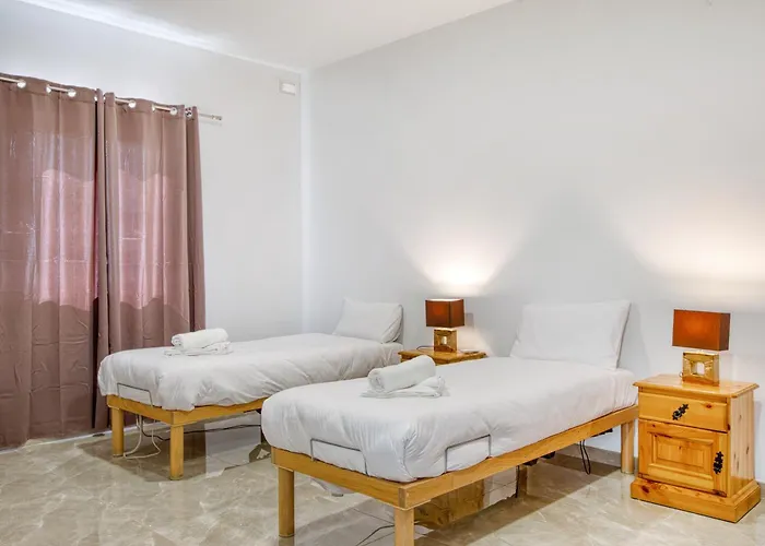 New Penthouse! Walking Distance To The Three Cities By Sf Homes *