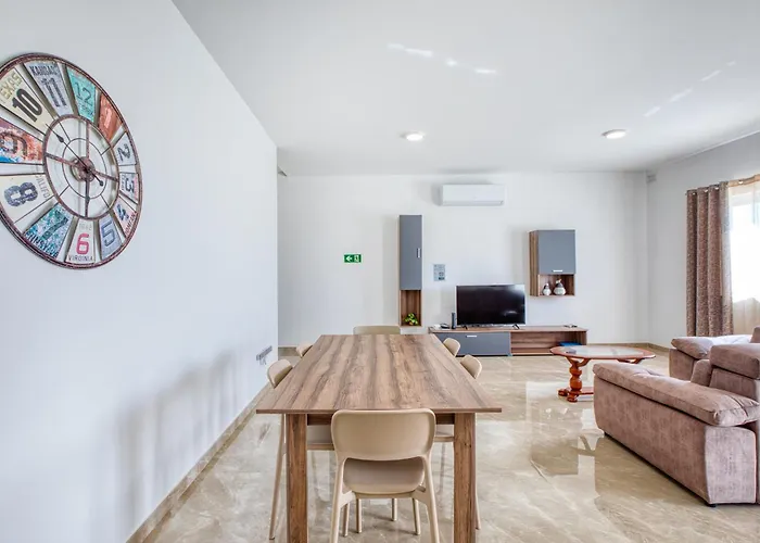 Διαμέρισμα New Penthouse! Walking Distance To The Three Cities By Sf Homes *