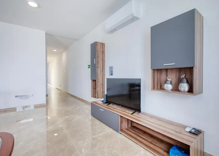 New Penthouse! Walking Distance To The Three Cities By Sf Homes Διαμέρισμα Il-Fgura